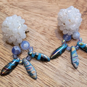 Oorstekers facet wit