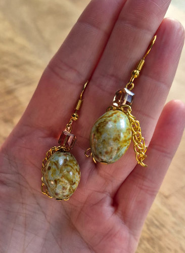 Oorbellen groen beige - Afbeelding 2