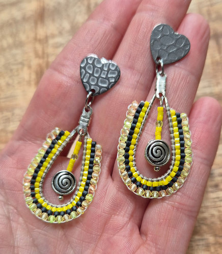 Gele oorbellen - Afbeelding 2