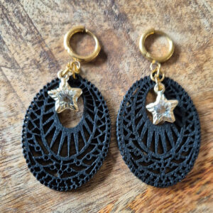 Zwarte houten oorbellen