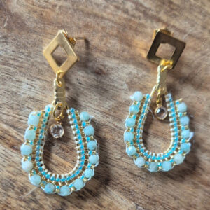 Mintgroene oorbellen