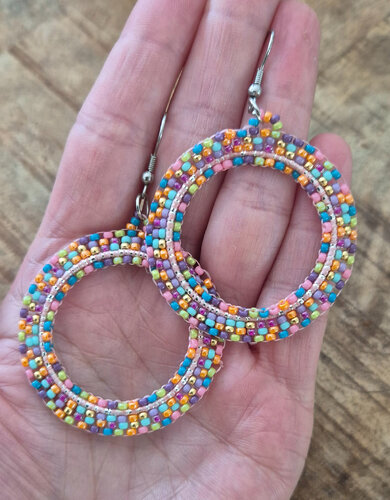 Zomerse rocailles oorbellen - Afbeelding 2