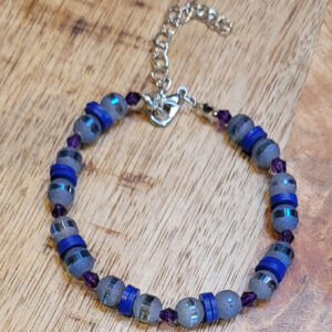 Blauwe glaskralen armband