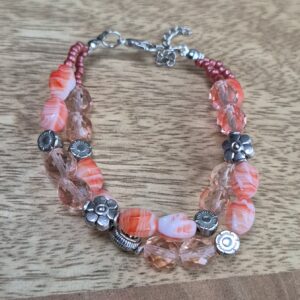 Zalmroze glaskraln armband