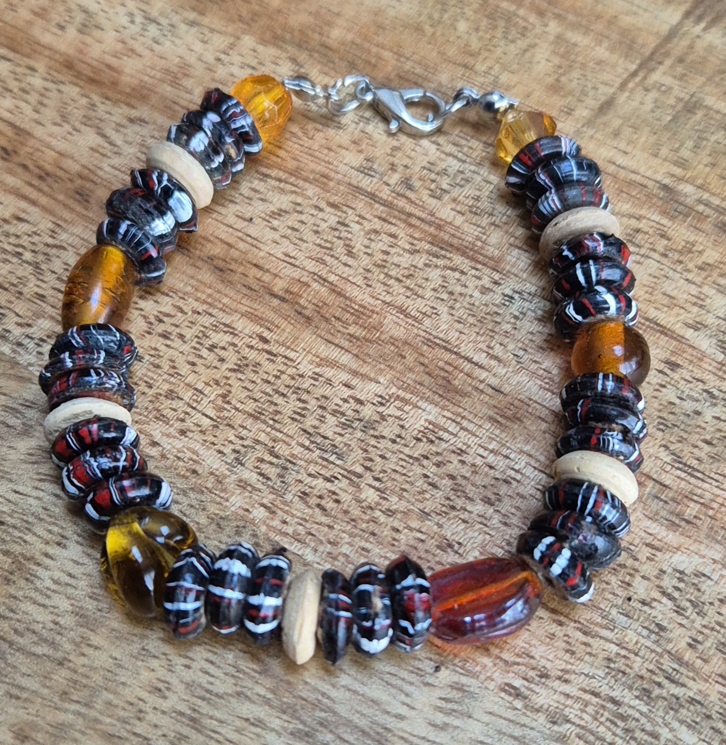 Armband van hout