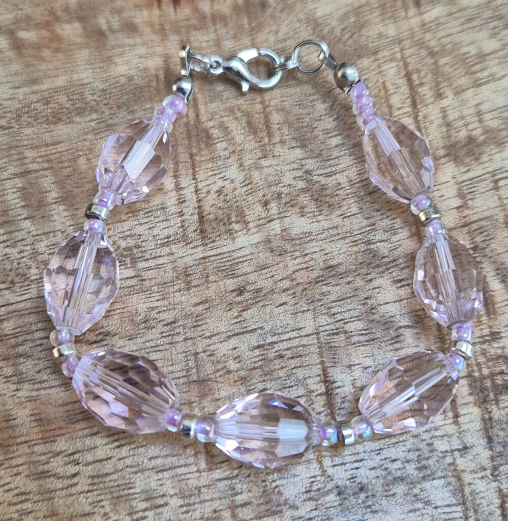 Roze glasarmband