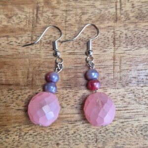 Roze facet oorbellen