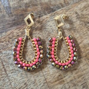 Oorbellen goud/koraal