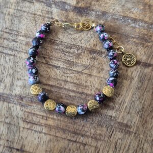 Zwart roze armband