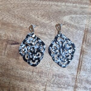 Zwart zilver oorbellen