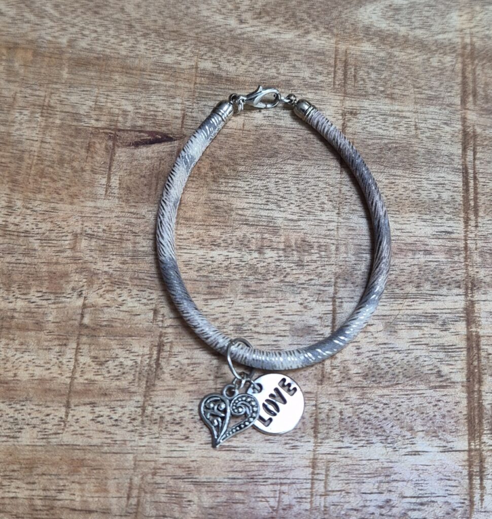 Nappaleer armbandje