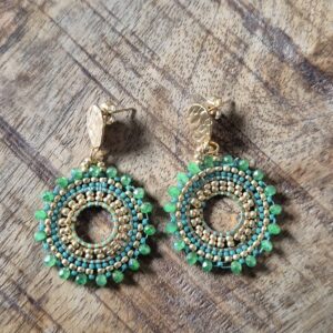 Groene oorbellen