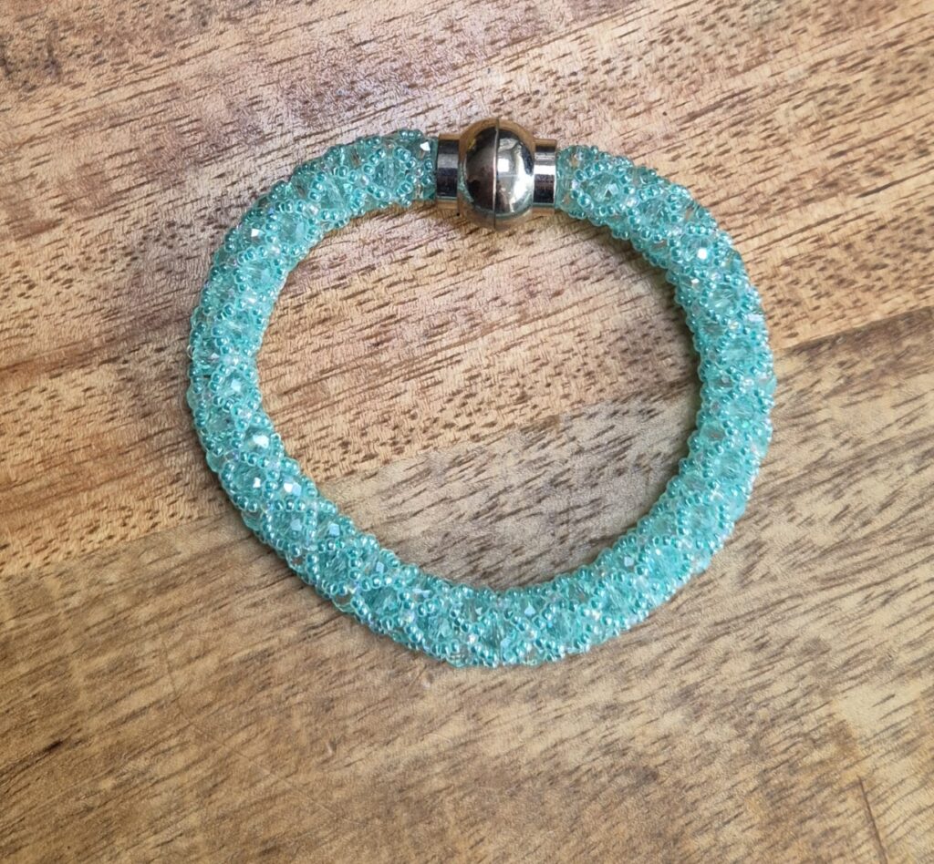 Mintgroene armband