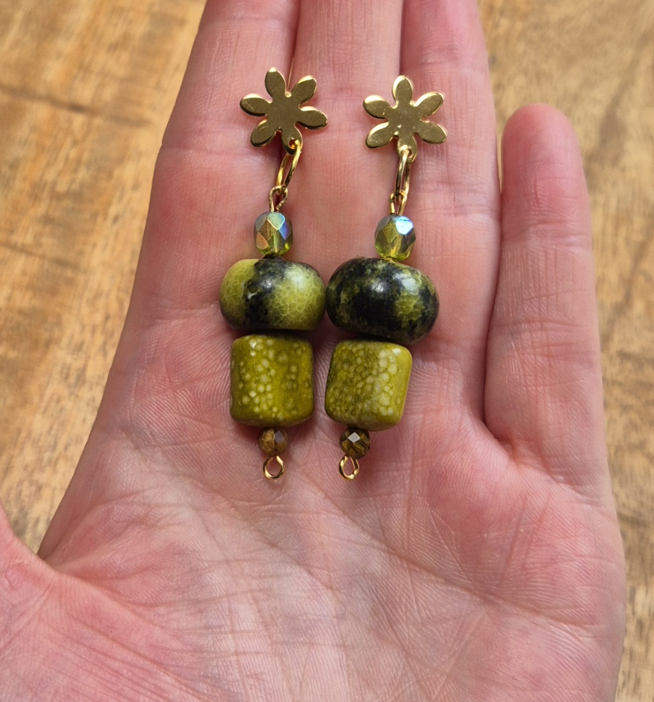 Groene oorbellen - Afbeelding 2