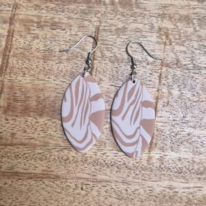 Polymeer oorbellen peach